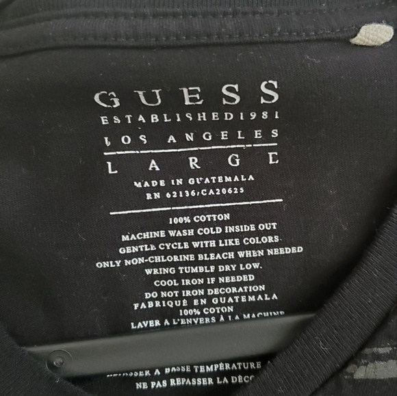 Guess shirt Large - Picture 2 of 3